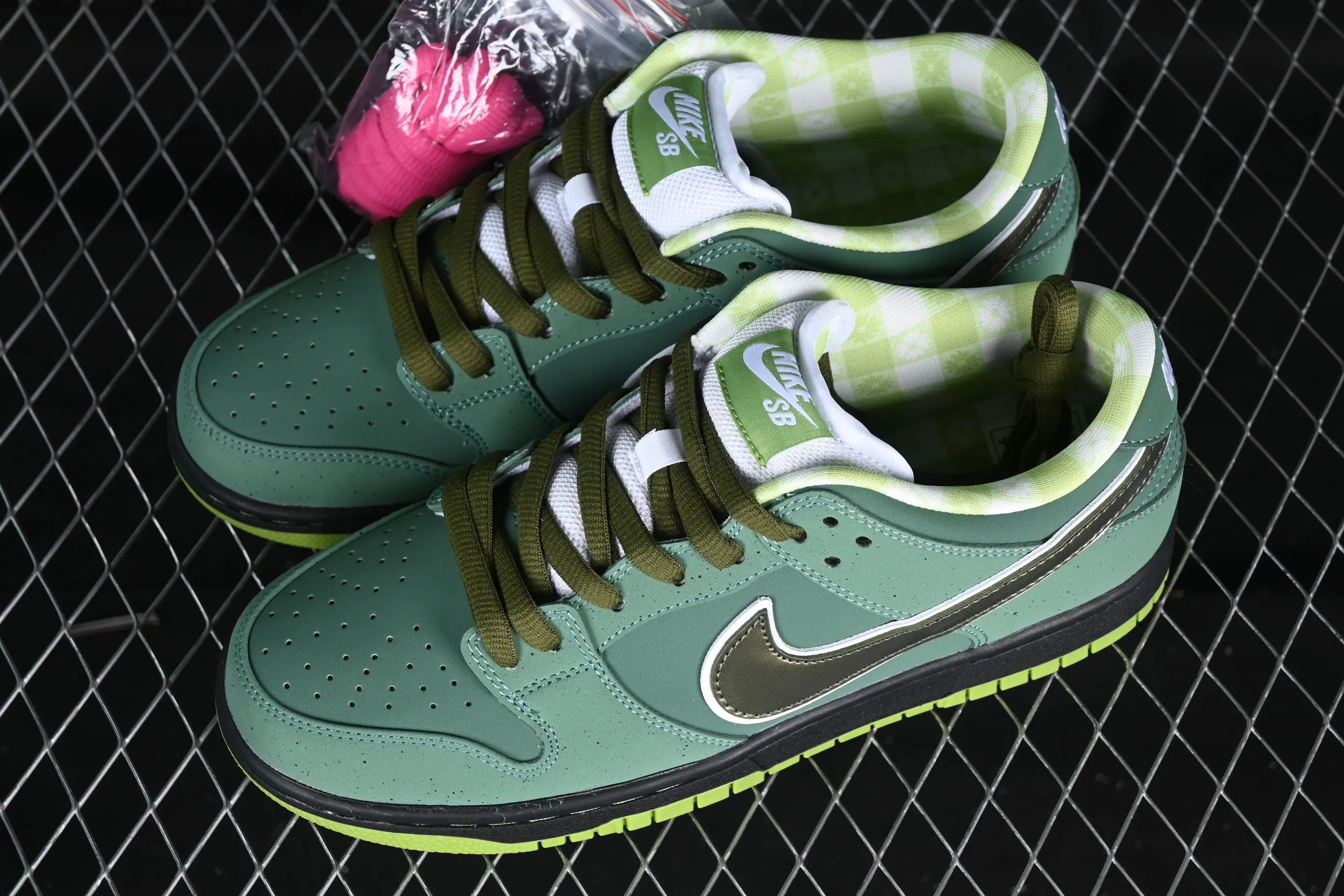 All categories Nk SB Dunk Series Nk SB Dunk Low low-top sneakers K version Concepts x Nk Dunk Low Pro SB "Green Lobster" Green Lobster SB low-top sports and leisure sneakers BV1310-337